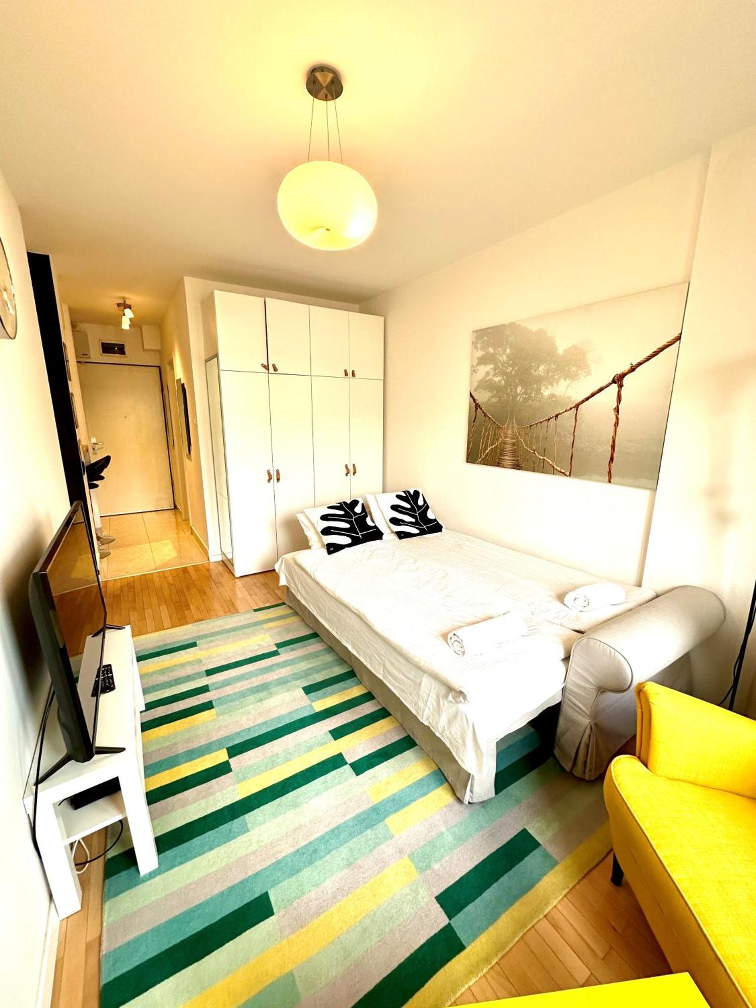 Peony Hollo Apartment - Free Garage Under The House Budapest Exterior photo